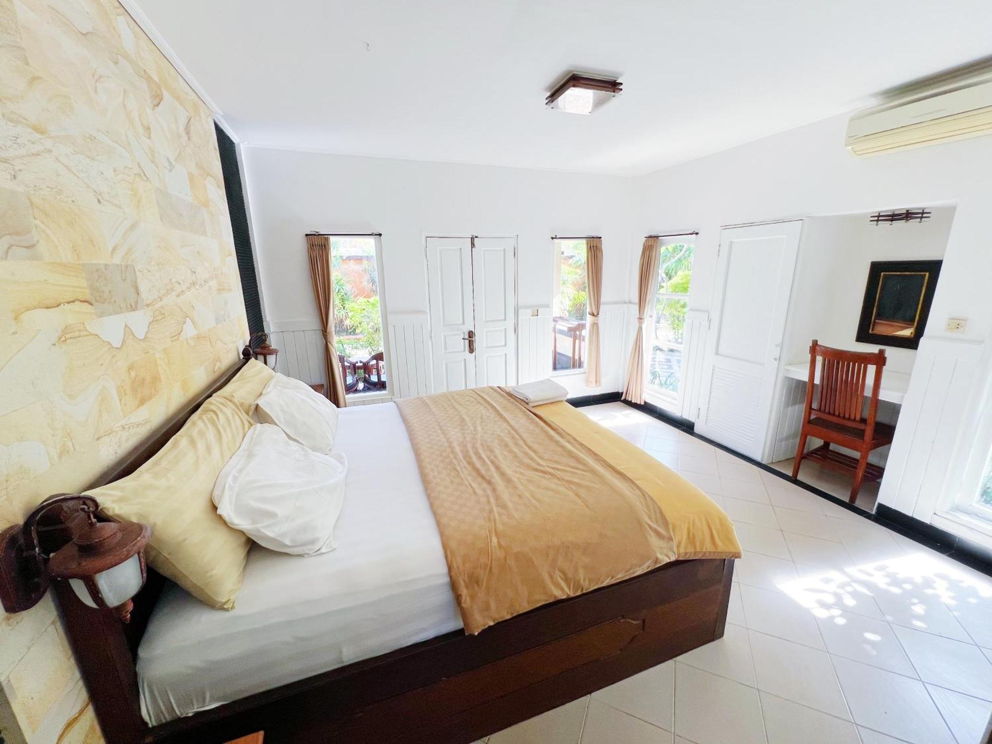 Puri Nusa Beach Hotel Нуса-Лембонган Экстерьер фото