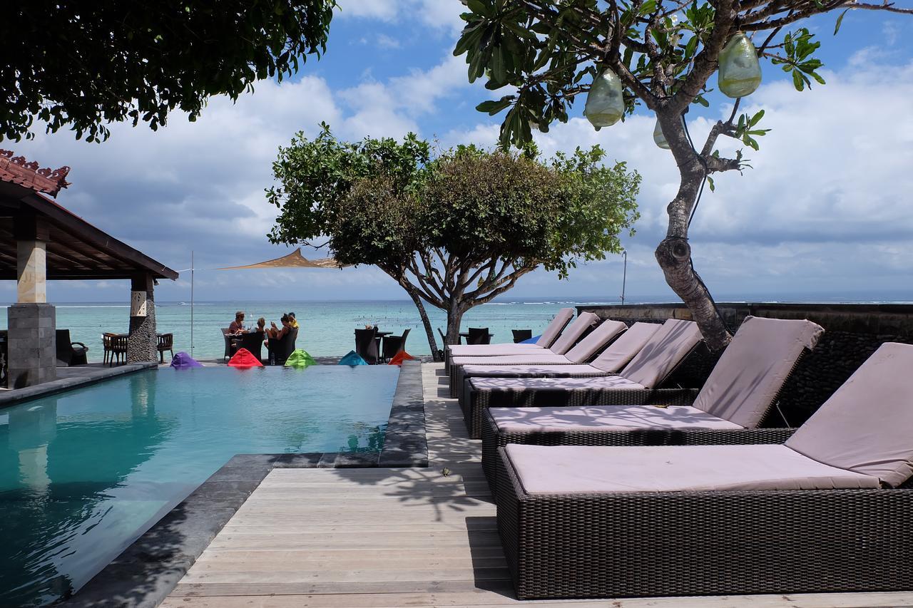Puri Nusa Beach Hotel Нуса-Лембонган Экстерьер фото