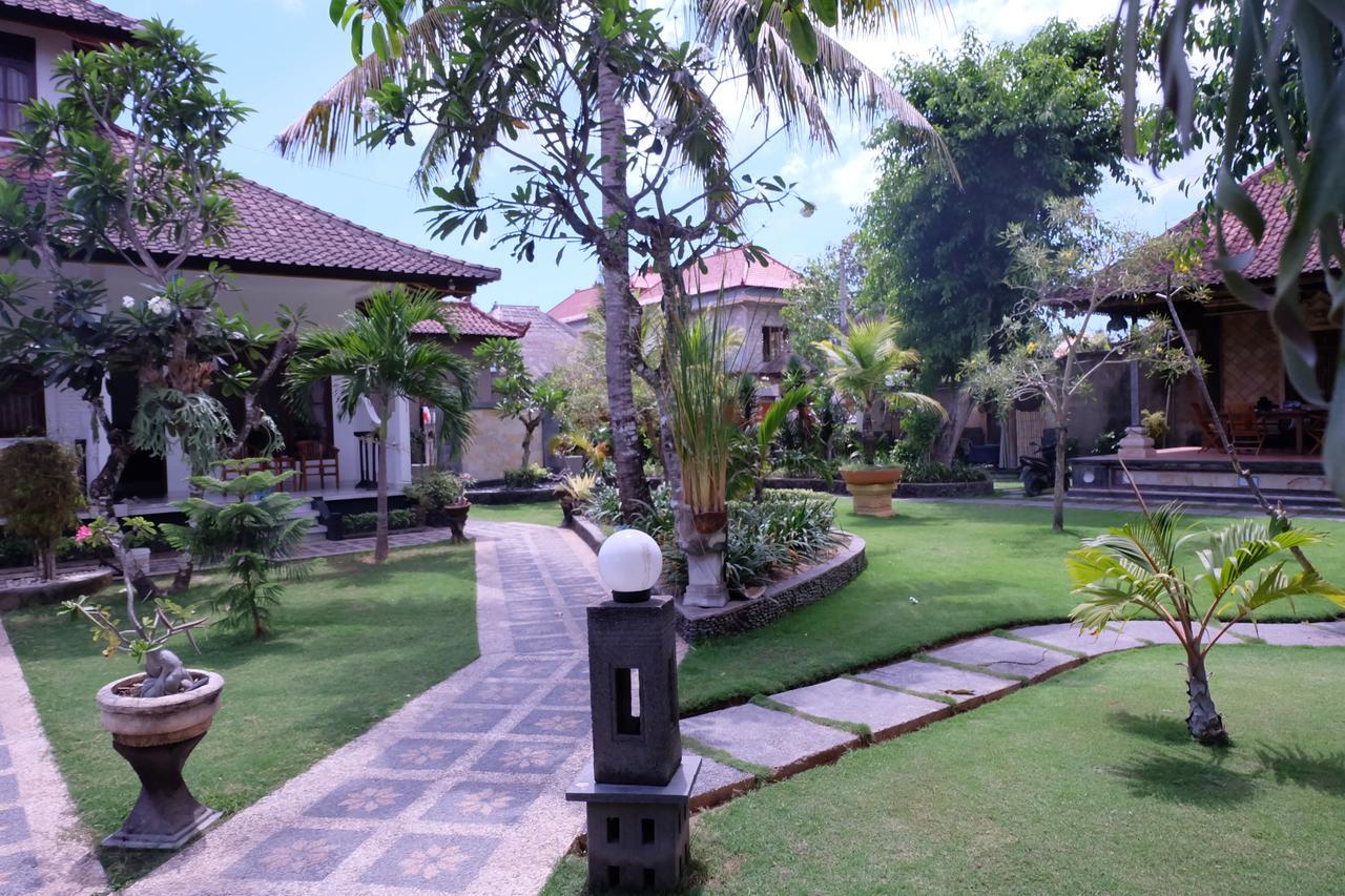Puri Nusa Beach Hotel Нуса-Лембонган Экстерьер фото