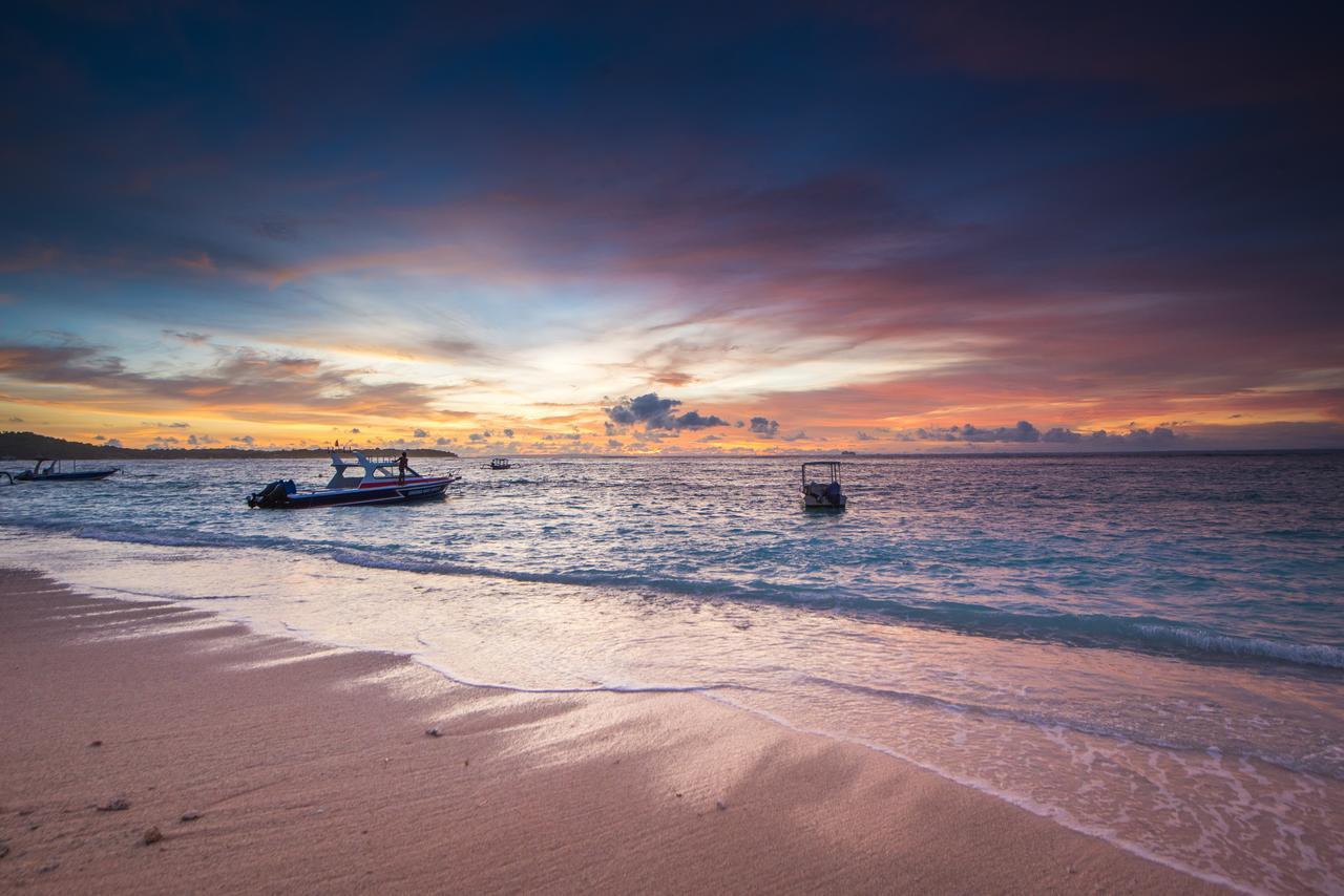 Puri Nusa Beach Hotel Нуса-Лембонган Экстерьер фото