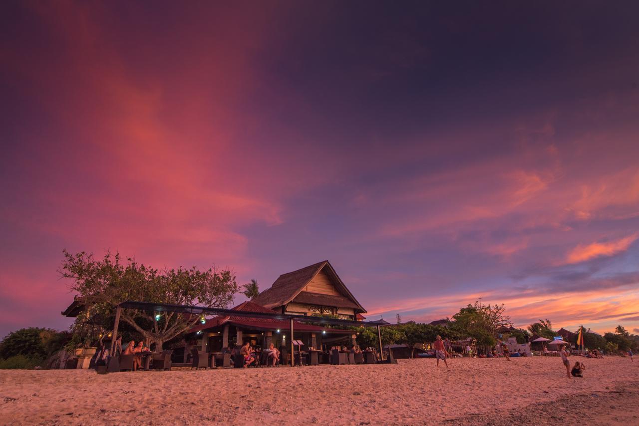 Puri Nusa Beach Hotel Нуса-Лембонган Экстерьер фото